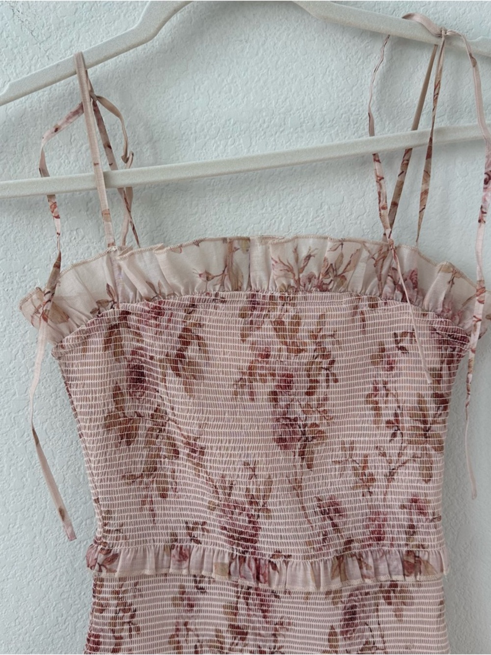 V. Chapman pink Lily Floral elastic ruched ruffle Midi Dress SZ 0 - Picture 3 of 7